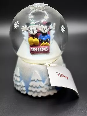 Brand New Disney Snowglobe 2006 Mickey And Minnie Mouse • $19.99