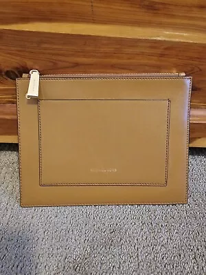 Michael Kors Large Brown Clutch • $25