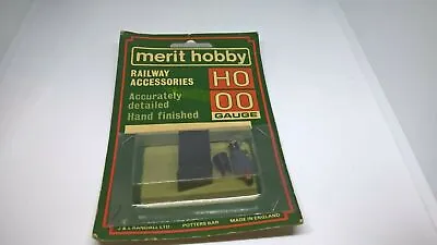 Merit Fogman Hut & Brazier For Hornby Triang Railways Oo Gauge • £4.99