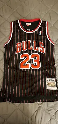Chicago Bulls #23 Michael Jordan Hardwood Classics Jersey Adult L NBA 1997-98 • $79