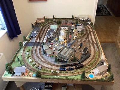£480 • Buy 00 Gauge Model Railway Layout