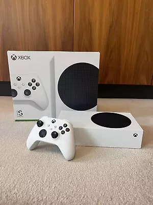 Microsoft Xbox Series S 512GB Console + Rechargeable Battery Pack • $212.50