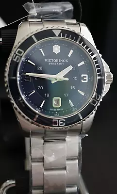 Victorinox Swiss Army Men's Watch 241602 Maverick Quartz 43mm Blue Dial • $329.95