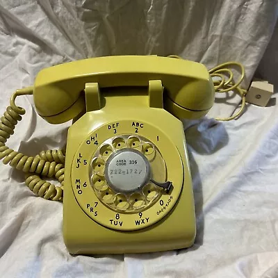 Vintage Bell System Western Electric Yellow 1970's Rotary Desk Phone Telephone • $20