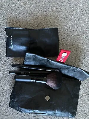 NEW MAC Mini Makeup Brush Kit Set With Travel Pouch • $29.95