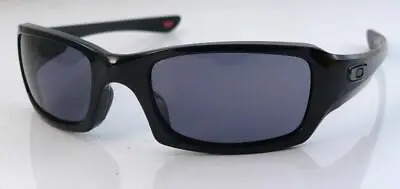 $149.99 • Buy Oakley Sunglasses Fives Squared 009238-04 Black Frame Grey Lenses New Last