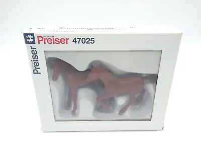 Preiser 47025 2 Foals Standing & Jumping - 1:25 (Close To G Scale) - New & Boxed • £17.99