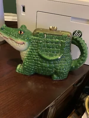 Vintage Vandor Alligator Purse Figural Teapot  • $44.99