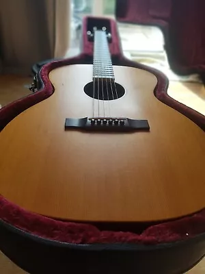 Larivee  Om 01 Acoustic Guitar • £850