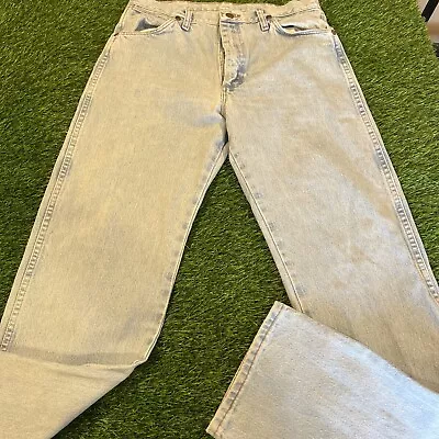 Wrangler Jeans 13MWZGH Jeans 31x35 Cowboy Cut Bleach Wash Light [Tag = 32x36] • $24.99