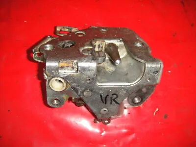 Door Lock Front Right Mercedes W126 1267200435 • $21.41