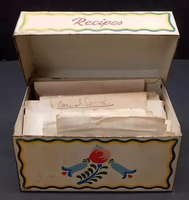 VTG Recipe Tin Penn Dutch Box USA - Ohio Art Co W/Handwritten Recipes (See Note) • $21.88