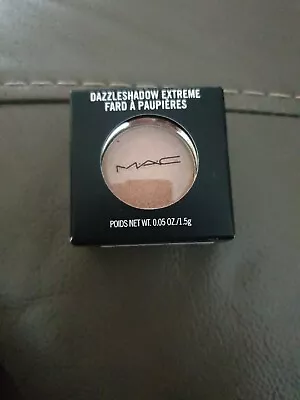 £12.99 • Buy MAC Powder Eyeshadow Dazzleshadow 1.5g - Yes To Sequins - 