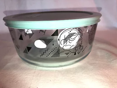 Pyrex 7.5 Inch Covered Food Saver Glass Bowl With Rubber Lid Mint • $19.99