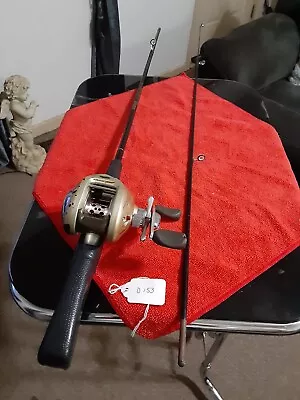 Baitcasting Fishing Rod Johnson 5'6 Médium 2PC And Reel Quantum • $38