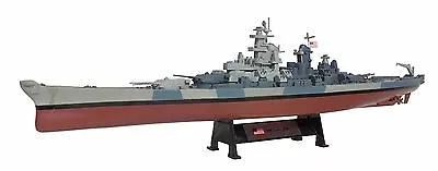 USS Iowa 1944 - 1:1000 Ship Model (Amercom ST-13) • $25