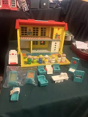 Fisher Price Little People Play Family Children’s Hospital #931 Near Complete • $89