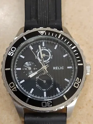 $40 • Buy  relic Dallas Diver Style Watch,black Silicone Band Men's  Zr15552