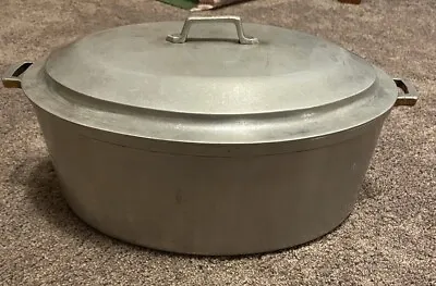 Vintage Miracle Maid Cast Aluminum Roaster Dutch Oven  W/ Lid Pot Cook 12.5x9.5 • $14