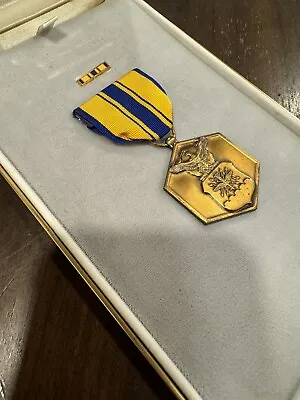 (vietnam Era) U.s. Air Force Medal Commendation For Military Merit-original Case • $10