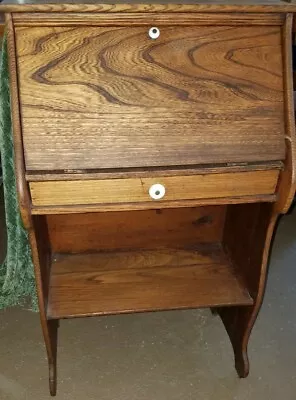 Antique Wood Oak Child's Slant Top Desk • $385