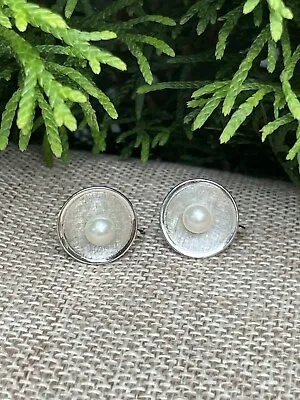 Vintage Van-Dell Pearl 1/20 12K White Gold Filled Earrings Screw Back • $19