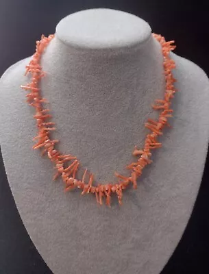 Vintage 1950s Natural Coral Graduated Necklace With Matching Dangle Earrings • $59