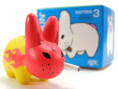 Kidrobot SMORKIN' LABBIT Series 3 FLAMES Chase Fire Mini Vinyl Figure Kozik • $16.95