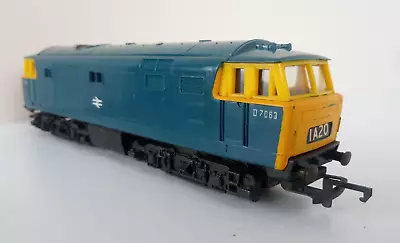 Hornby R758 OO Gauge BR Class 35  Hymek  Bo-Bo Diesel Locomotive BR Blue D7063 • £39.99