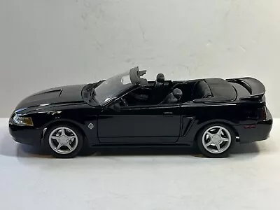 Maisto 1999 Mustang GT Convertible Raven Black 1:18 Die Cast • $20