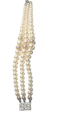 Vintage Unique Clasp Triple Strand Pearl Like  Bracelet • $49.95