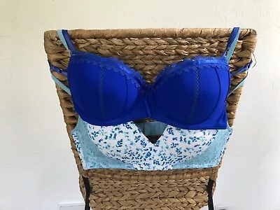 LOT OF 2 PADDED BRAS 36C Candie's Bold Blue And Thalia Sodi Blue Floral - Laced • $6.99