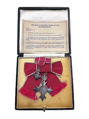 £372.09 • Buy WW2 British Womens Mary White MBE Silver Medal Full Size & Miniature In Box 