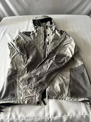 Mountain Hardwear Hooded Conduit Jacket Size 14 • $34