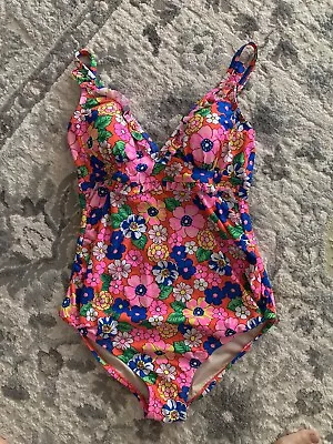 Ingrid & Isabel Maternity Swimsuit Size M • $6