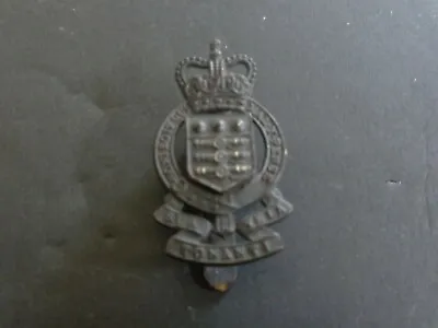 £5 • Buy Royal Army Ordnance Corps Cap Badge Q/c (metal)(black)(private Expense)
