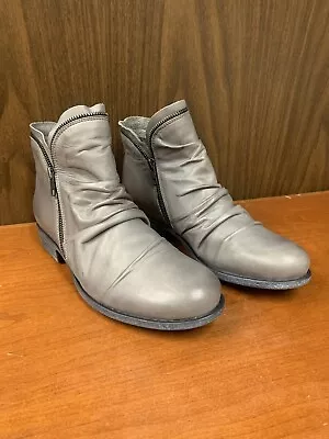 Miz Mooz Luna Womens Size 9 Gray Leather Zip Ankle Boots Shoes • $55