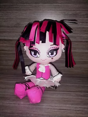 Monster High Plush Draculaura Freaky & Fabulous Doll 10  Vampire Ribbon Hair  • $13.50