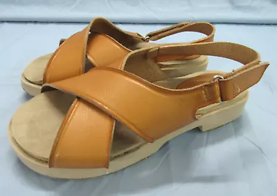 ZARA Tan FAUX LEATHER Criss Cross Straps HOOK & LOOP BACK Sandals Sz 33 (US/2.5) • $10.50