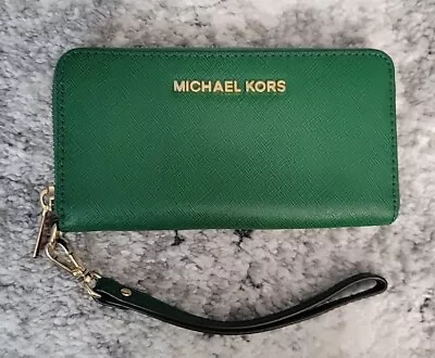 Michael Kors Malachite Jet Set Continental Saffiano Leather IPhone Wallet Green • $34.99