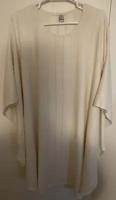 Beautiful Vintage Slabbink Belgium White Chasuble With Gold Filigree Threads • $100