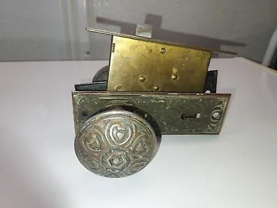 Antique Doorknob Brass Yale & Towne Doorknob & Lock Set • $29.99