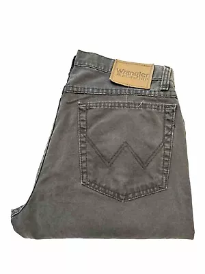 Wrangler Rugged Wear Men’s Gray Chinos Jeans Size 32x30 Straight • $16.99