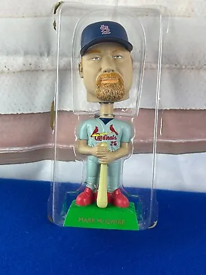 St Louis Cardinals Mark McGwire Upper Deck 2001 Bobblehead • $40.87