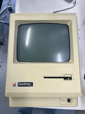 Vintage Apple Macintosh M0001W 512K Computer With Original Apple Carry Bag! • $399