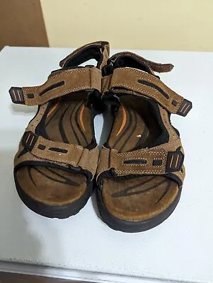 Mossimo Supply Sandals Mens Brown (Size: 10.5) • $19.99