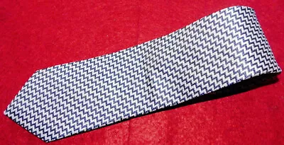 Charles Tyrwhitt Made In England Blue/white Waves/stripes Tie - Designer Ties. • $19.99
