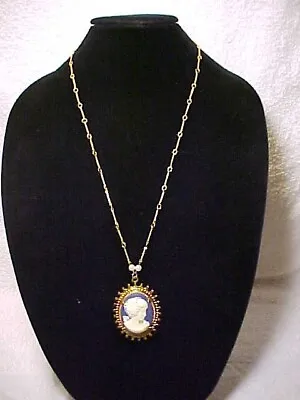 Vintage White On Blue Cameo Rhinestones Ersatz Pearls Necklace • $19.99