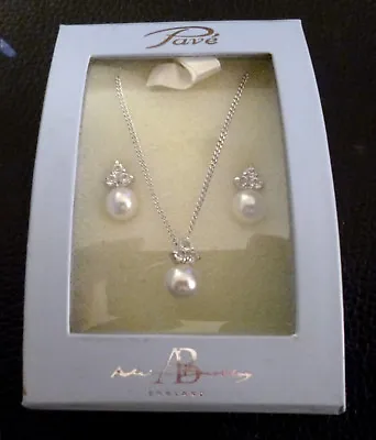 £24.50 • Buy Adrian Buckley Pave Collection Pearl & Crystal Necklace & Earrings Gift Set  NEW