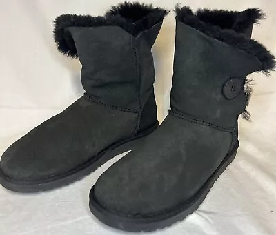 Size 9 Ugg Women's Black Suede Lined 5803 Bailey Button Boots • $29.95